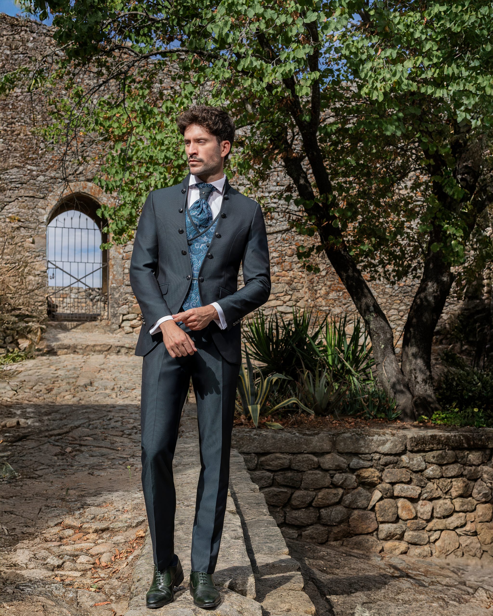 Traje de Ceremonia Giovanni Ricci - Look 2