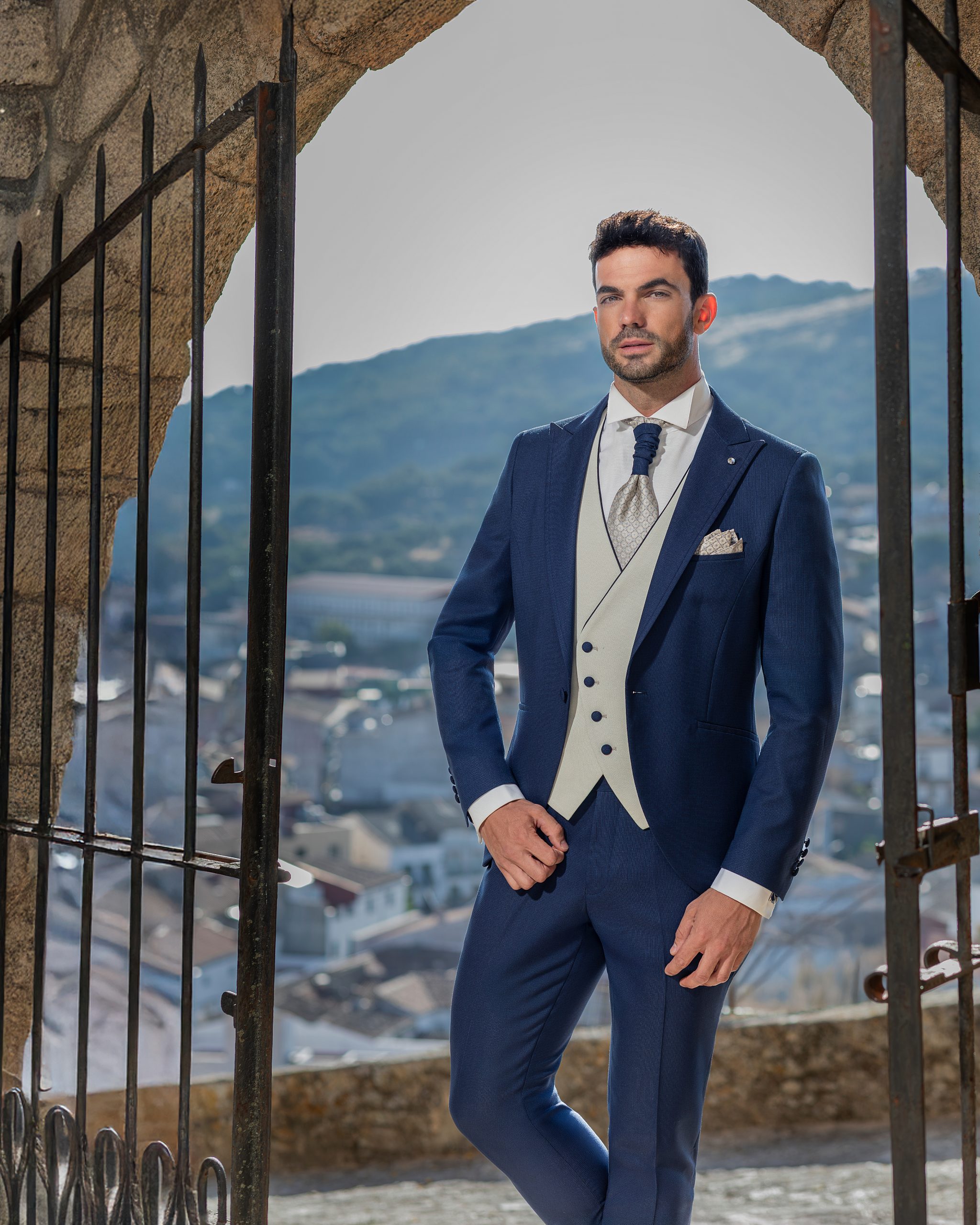 Traje de Ceremonia Giovanni Ricci - Look 14