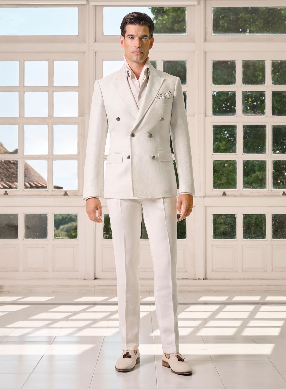 Traje de ceremonia Ramón Sanjurjo 2026 marfil cruzado