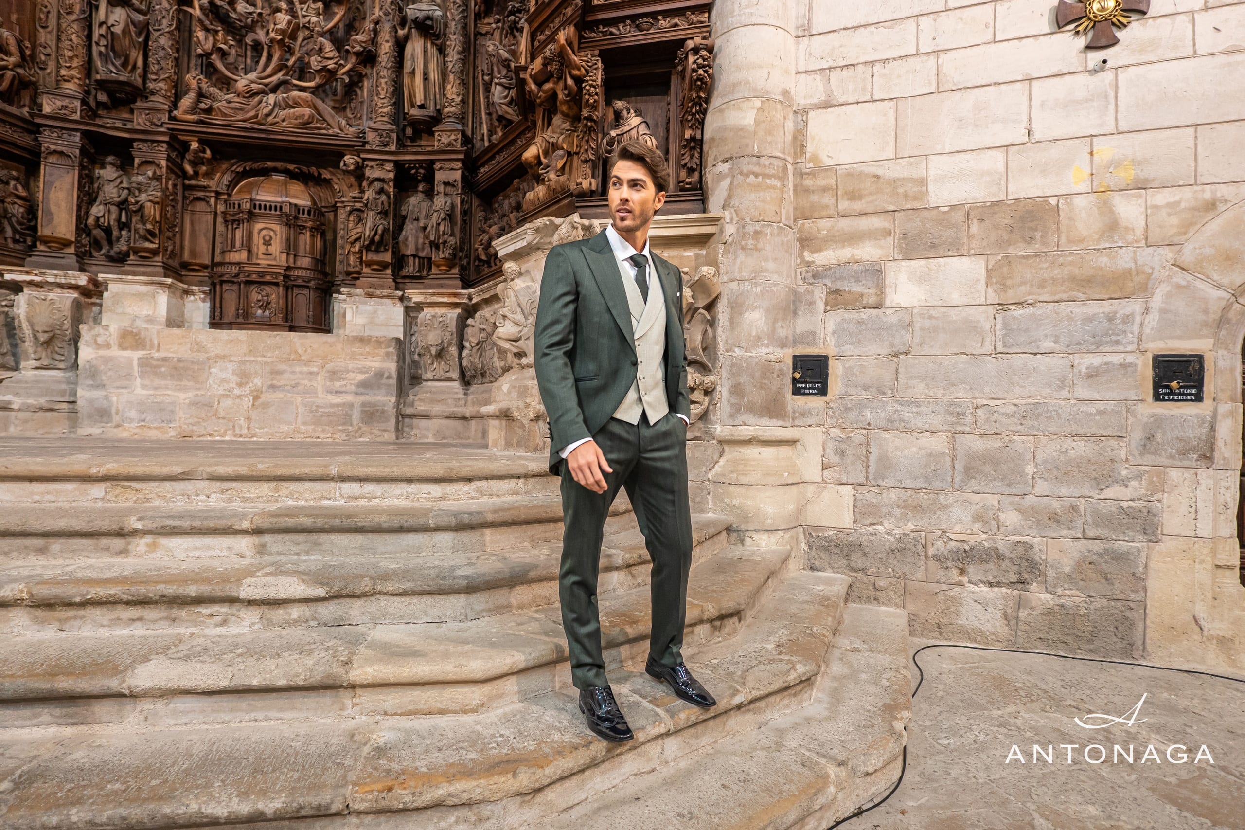 Traje Antonaga Trento verde, colección Prestigio 2026