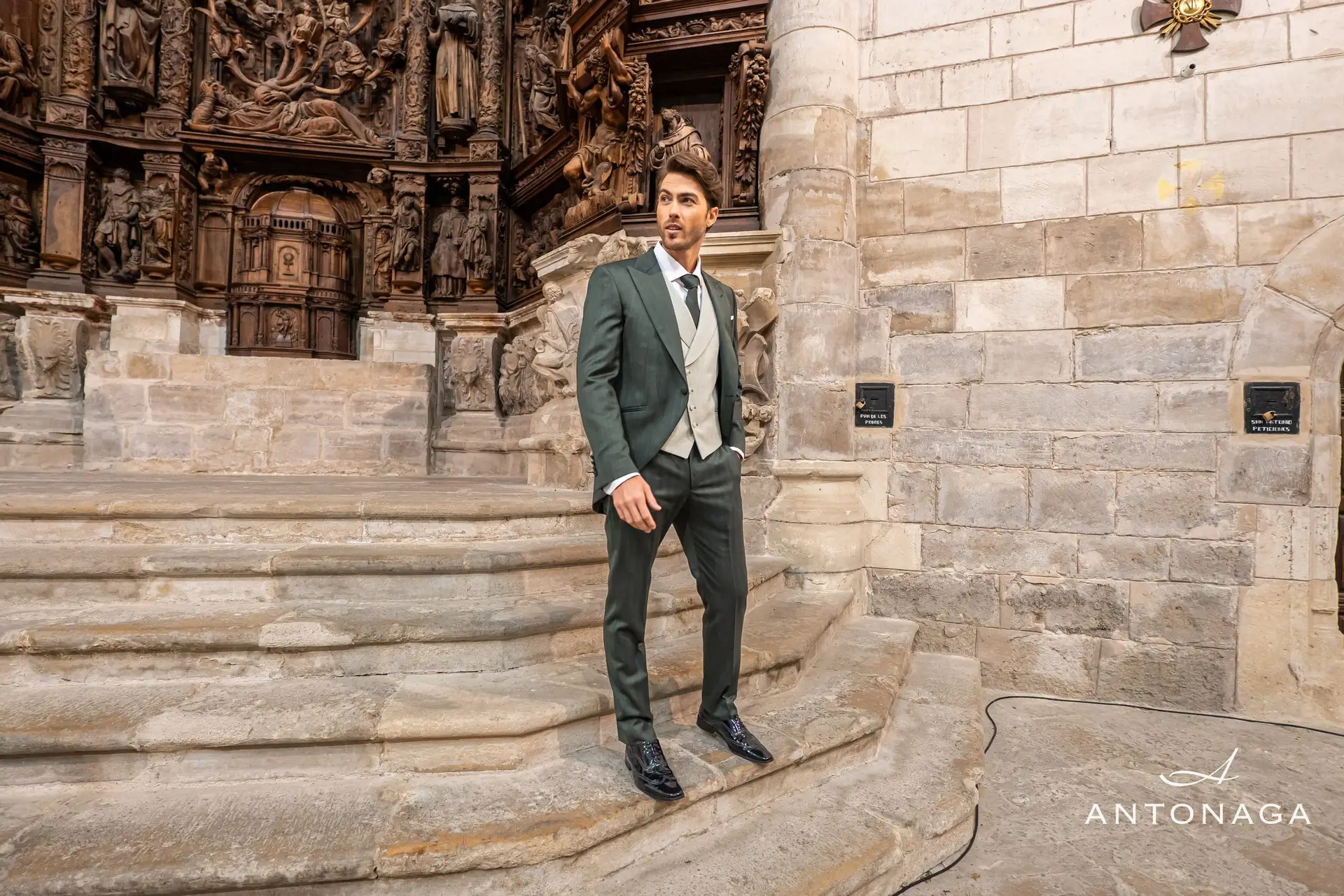 Traje Antonaga Trento verde, colección Prestigio 2026